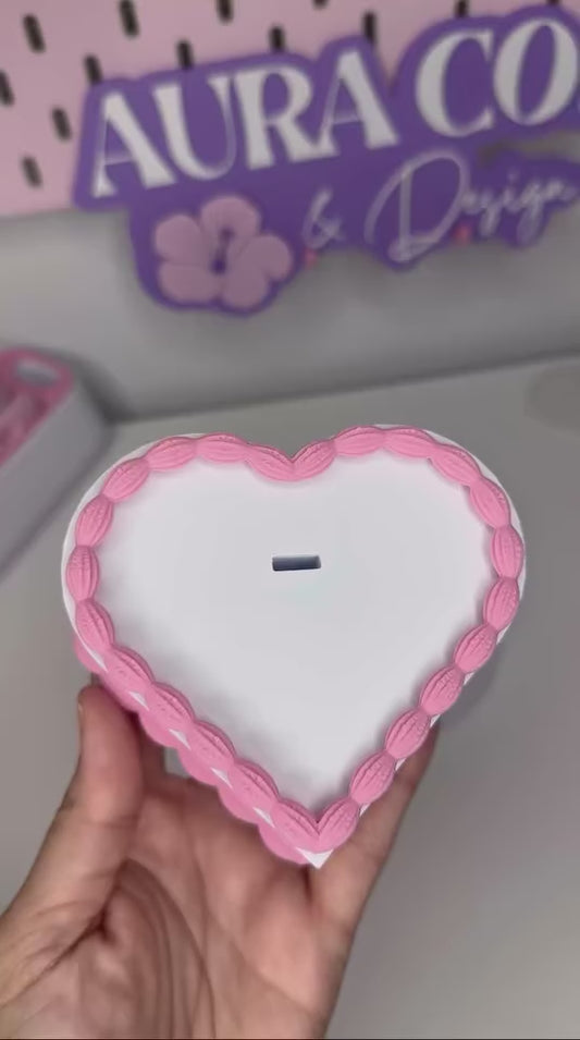 Heart-shaped cake for toppers 3d ,It comes in 2 sizes, 6" and 4" 3mf , bambu ,  Read the description
